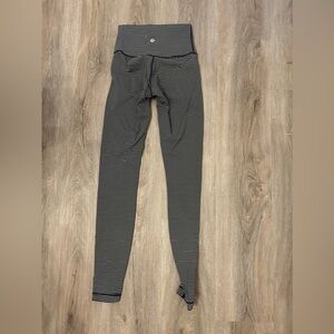 Black and white striped lululemon leggings.